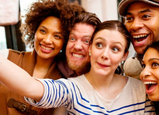 Top reasons why you should have an older friend having an Older Friend