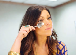 Amazing Ways to Get Rid of Eye Puffiness Get Rid of Eye Puffiness