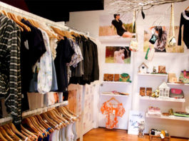 Convert Your Small Shop In Spacious Boutique Shop Ideas For Small Boutique Business