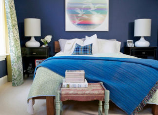 6 Ways to Decorate a Small Bedroom Decorate a Small Bedroom
