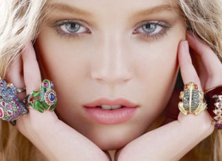 Attractive Dressing Up With Fashion Jewelry And Costume Fashion Jewelry And Costume