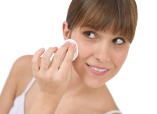 Wonderful Ways to use Vinegar for Skin Tone and Radiance ways to use vinegar for skin tone