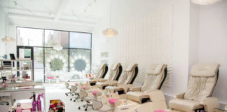 How to Choose a Nail Salon for Stylish and Hygienic Treatments How to choose a nail salon