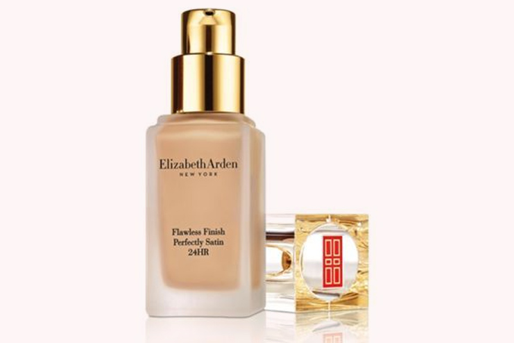 Elizabeth Arden Flawless Finish Perfectly Satin 24 Hours Makeup