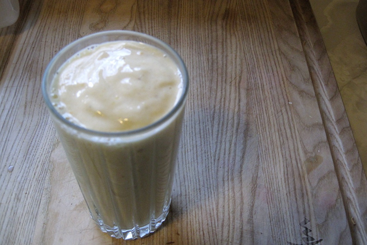 Banana Walnut Protein Shake to Gain Weight