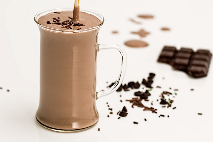 Savory chocolate protein shake to gain weight