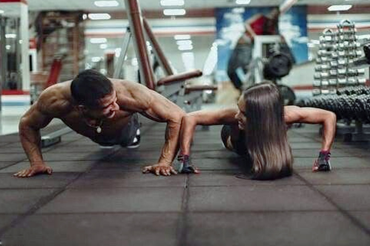 Couple Push Ups