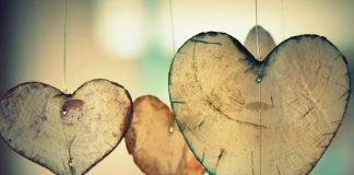 9 Smart Tricks On How To Attract Men – Women Must Know! How To Attract Men