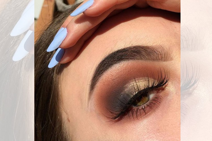 The Glitzy Gold Smokey