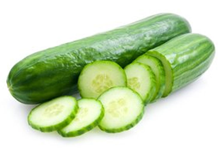 Hydrate your nails with cucumber