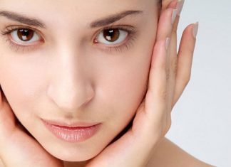 20 Best Home Remedies For Skin Lightening At Home – Bring On The Glow On Your Face! Remedies for skin lightening at home