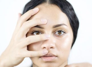 12 Best Primer For Oily Skin – Get The Grease Off