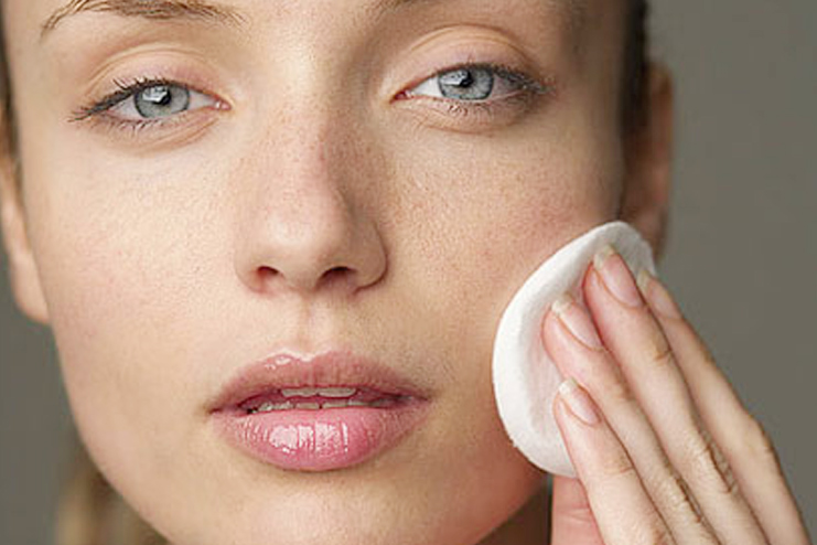 Cosmetic Allergy Treatment - Get Educated About the Minute Details ...
 Makeup Allergic Reaction