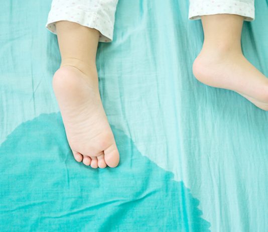 How To Stop Bed Wetting In Children? Here Are 10 Ways To Help Your Child Cope Up! Assist Your Child!