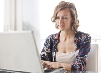 How To Be A Successful Woman At Your Workplace – If You Can Dream It, You Can Do It!