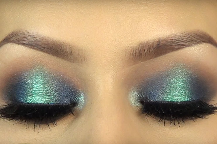 Peacock-Eye-Makeup-Look