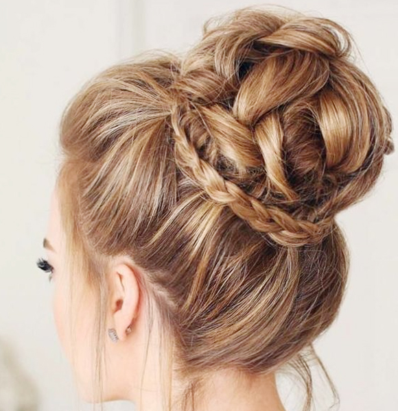 Chic Knotted Bun Hairstyle