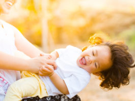 12 Ways To Raise Your Daughter To Be A Confident Girl – Make Her Bold! Confident-Girl