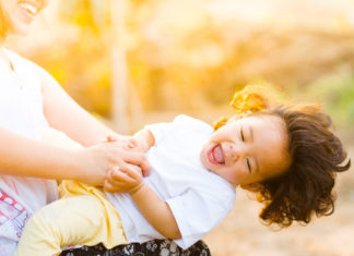 12 Ways To Raise Your Daughter To Be A Confident Girl – Make Her Bold! Confident-Girl