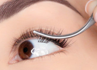 Exciting DIY Eyelash Extensions – Make It A Fun Attempt! DIY-EyelashExtensions