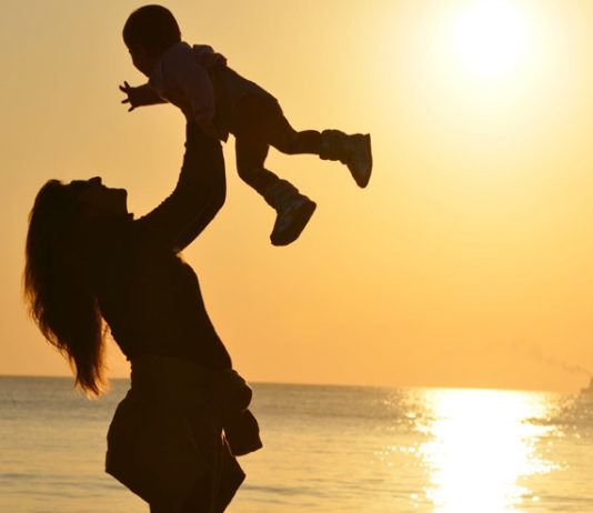 Kids Love Cool Mom – 11 Tips You All You Need To Know To Be One! Kids-Love-Cool-Moms