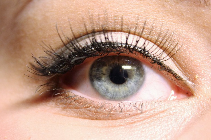 Cons of Getting Eyelash