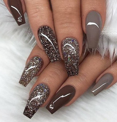 Glitter-And-Brown-Nail