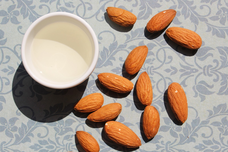 Almond-Oil