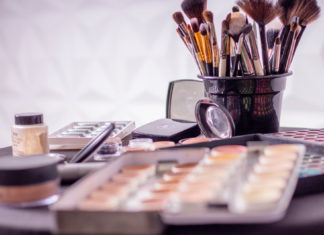 Makeup Essential Kit – 23 Products You Must Have! Makeup-EssentialKit