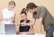 12 Successful Tips To Survive In Male Dominated Workplace – Make Your Way! Male-Dominated-Workplace