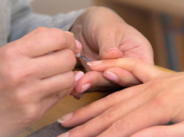 A Guide On How To Push Back Cuticles – Provide The Right Care! Push-Back-Cuticles