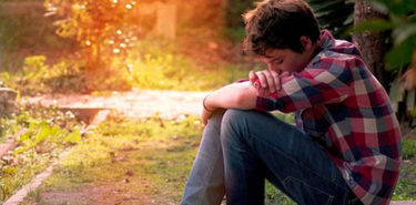 20 Sweet Signs He Misses You – Bothered To Know Them? Signs he misses You