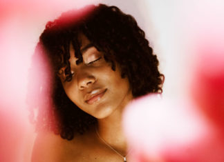 10 Best Products For Frizzy Hair – Tame Your Mane! best products for frizzy hair