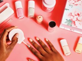 10 Ways To Prevent Bubbles in Nail Polish – Go Bubble-Free! how to avoid Nail-Polish-Bubbles