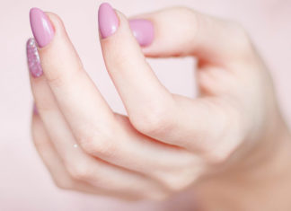 How to Fix a Broken Nail – 6 Smart Ways To Do It! Broken Nail