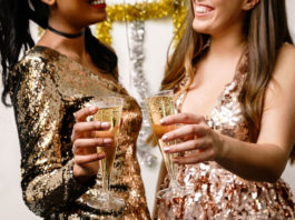 20 Striking Wedding Guest Outfit Ideas – Glimmers And Shimmers! 20 Striking Wedding Guest Outfit Ideas