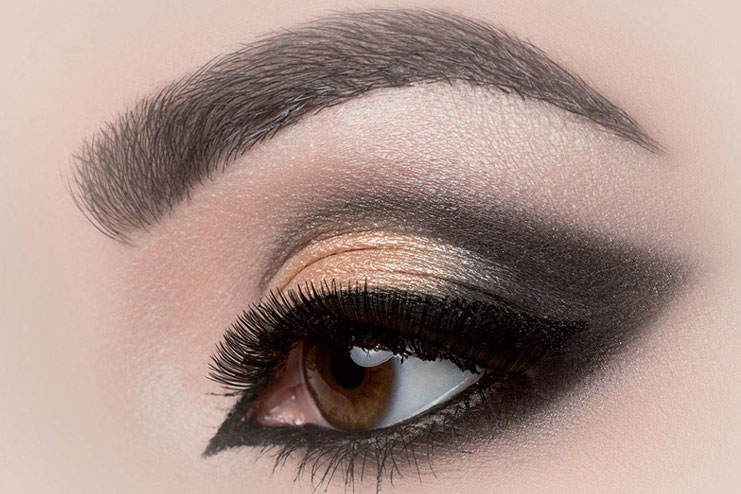Angled Eyebrow Shape For A Square Face