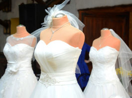 Choose Your Type Of Fancy Wedding Gown And Be A ‘Queen’ Of The Day – Here Are 10 Types! Choose Your Type Of Fancy Wedding Gown And Be A Queen Of The Day Here Are 10 Types