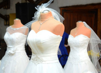 Choose Your Type Of Fancy Wedding Gown And Be A ‘Queen’ Of The Day – Here Are 10 Types! Choose Your Type Of Fancy Wedding Gown And Be A Queen Of The Day Here Are 10 Types