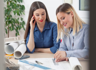 10 Benefits Of Making A Best Friend At Work! 10 Benefits Of Making A Best Friend At Work