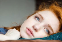 13 Good Tips To Deal With Loneliness – Chase The Emotion! 13 Good Tips To Deal With Loneliness