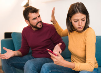 9 Clear Signs Of A Toxic Boyfriend – Learn How To Detox From Him! 9 Clear Signs Of A Toxic Boyfriend