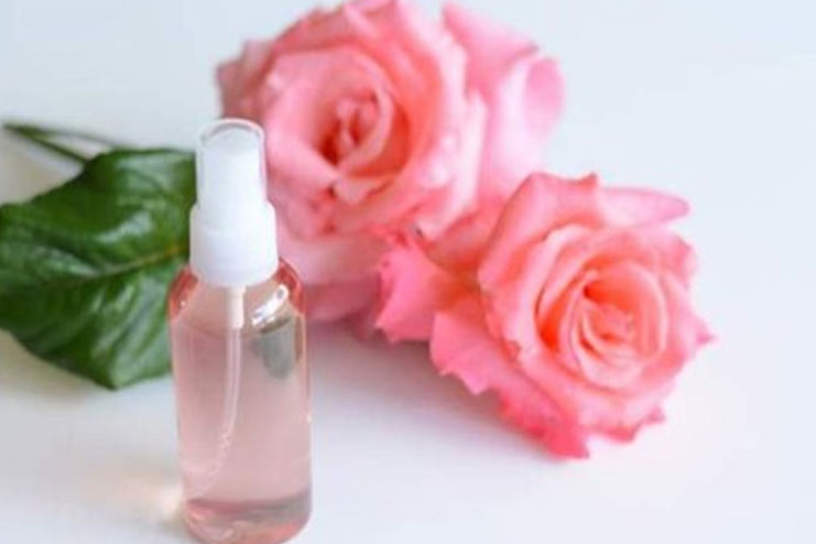 Almond Oil Rosewater for Dark Circles