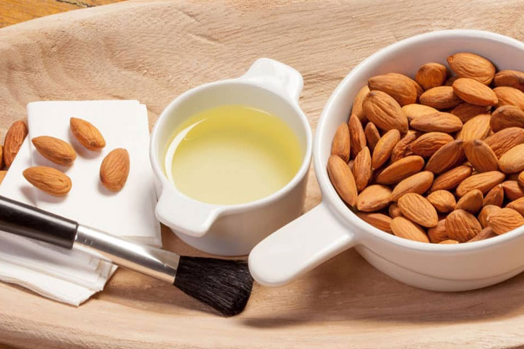 How To Use Almond Oil For Dark Circles