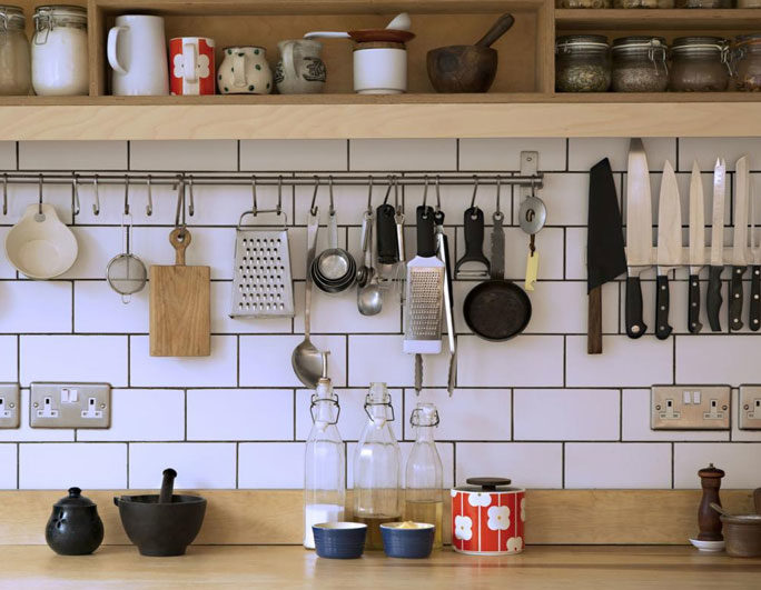 Smart Ways To Organize Your Kitchen – Do Not Pile Up The Clutter! Smart Ways To Organize Your Kitchen Do Not Pile Up The Clutter