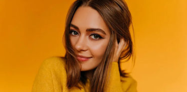 16 Bright Makeup Ideas That Befits A Yellow Dress! 16 Bright Makeup Ideas That Befits A Yellow Dress