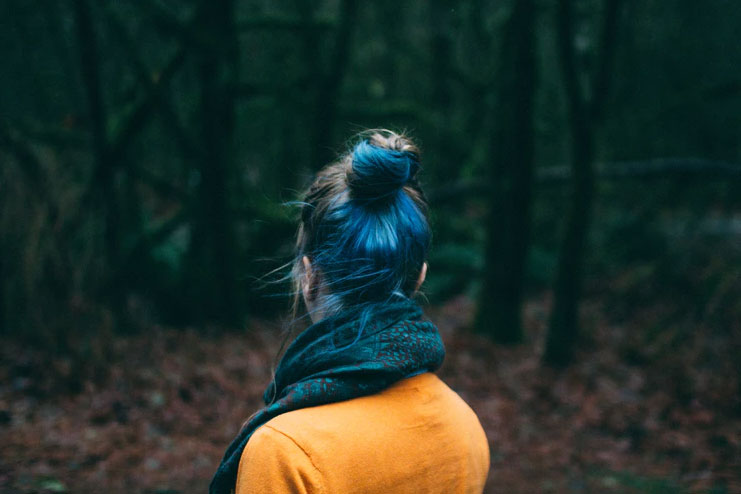 men blue hair dye