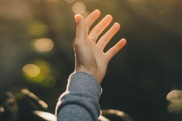 How-to-Prevent-Dry-Hands