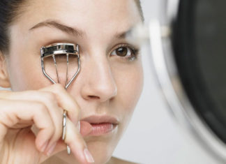 12 Best Eyelash Curlers That You Need In Your Makeup Vanity 12 Best Eyelash Curlers That You Need In Your Makeup Vanity