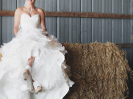 6 Simple And Doable Tips To Recycle Your Wedding Dress! 6 Simple And Doable Tips To Recycle Your Wedding Dress